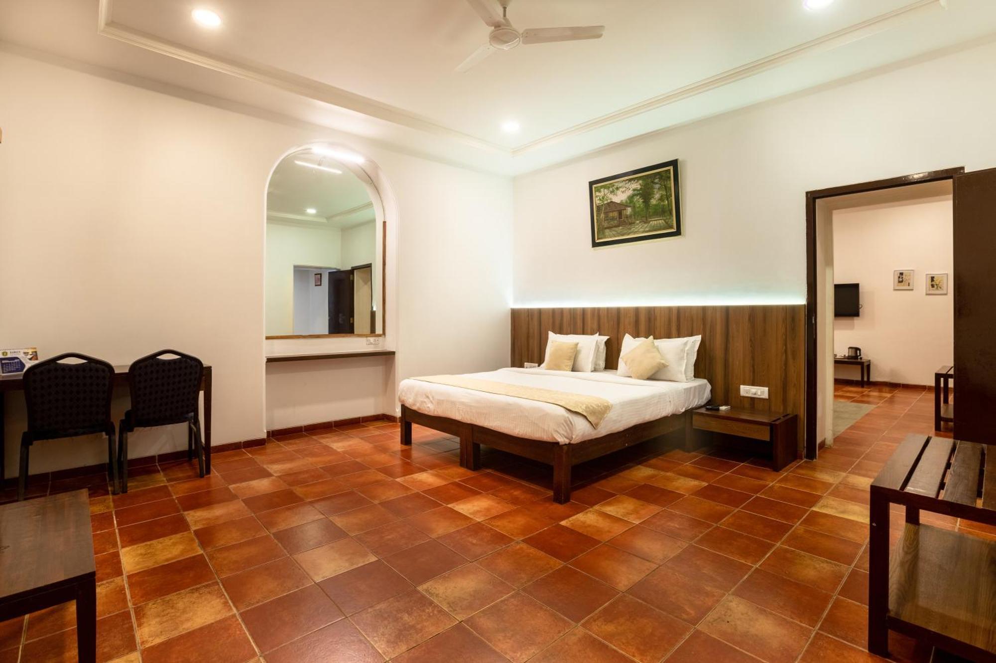 Zaras Resort Khandala Lonavala Exterior photo