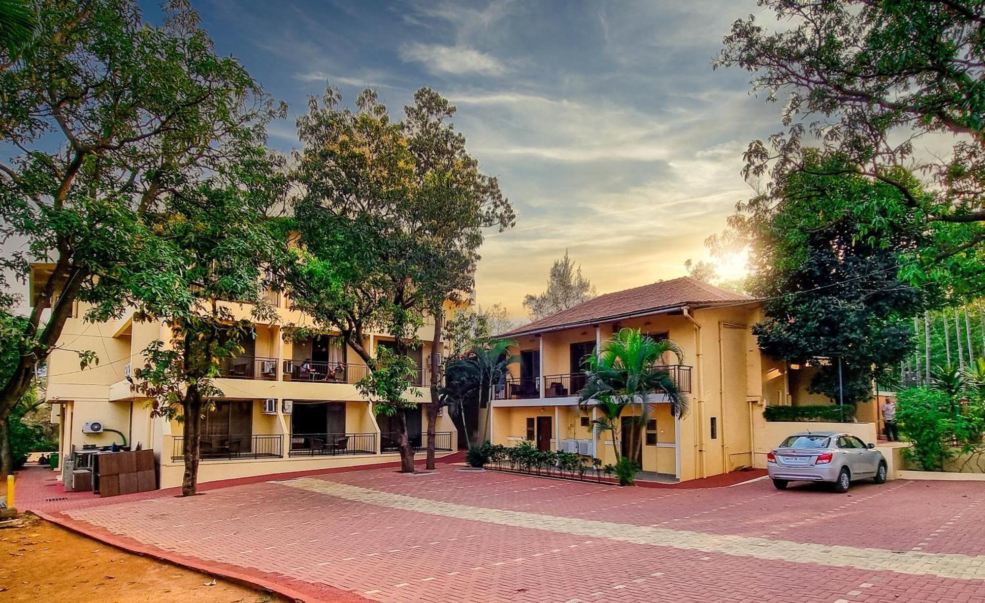 Zaras Resort Khandala Lonavala Exterior photo