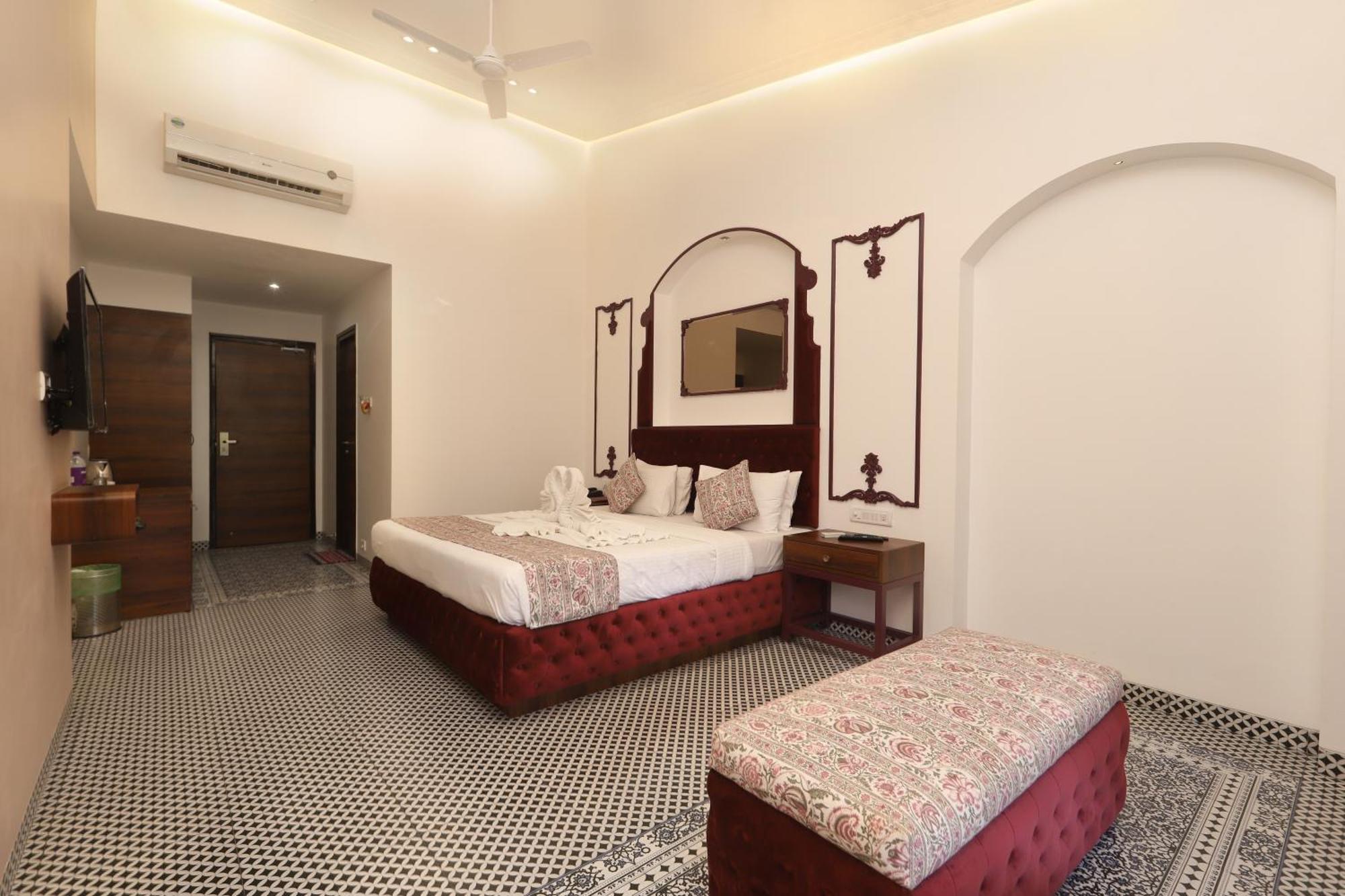 Zaras Resort Khandala Lonavala Exterior photo