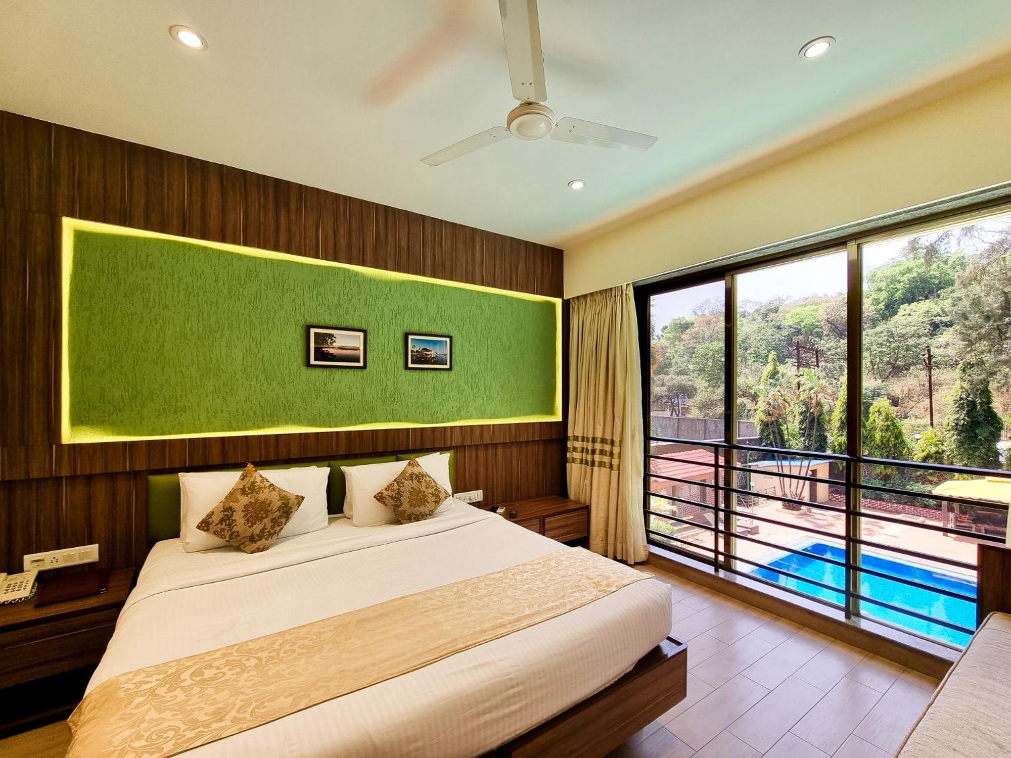 Zaras Resort Khandala Lonavala Exterior photo