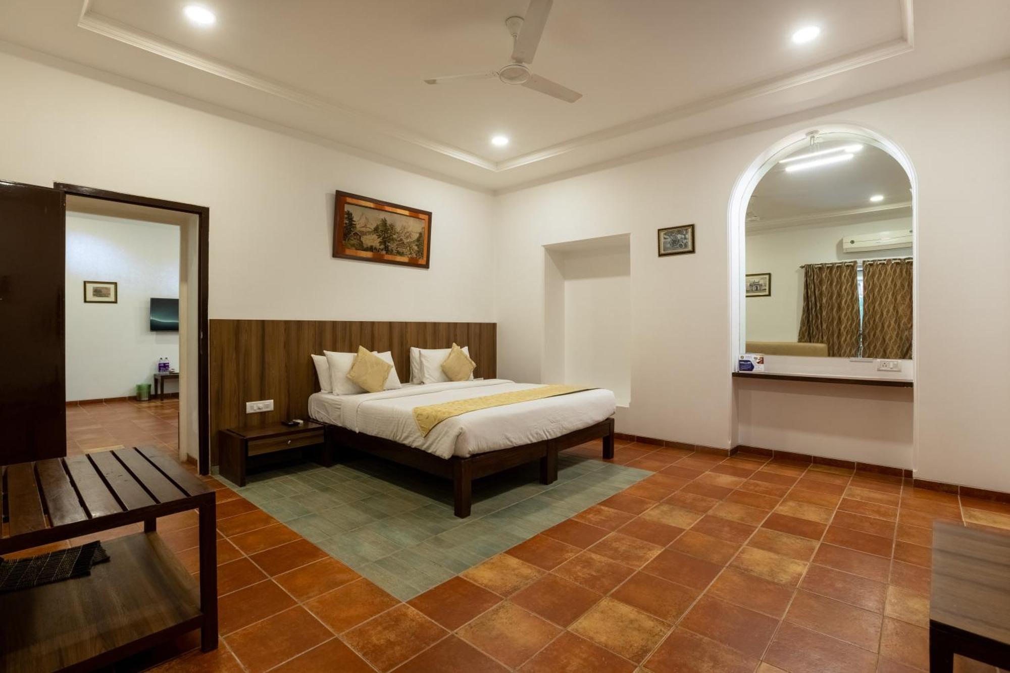 Zaras Resort Khandala Lonavala Exterior photo