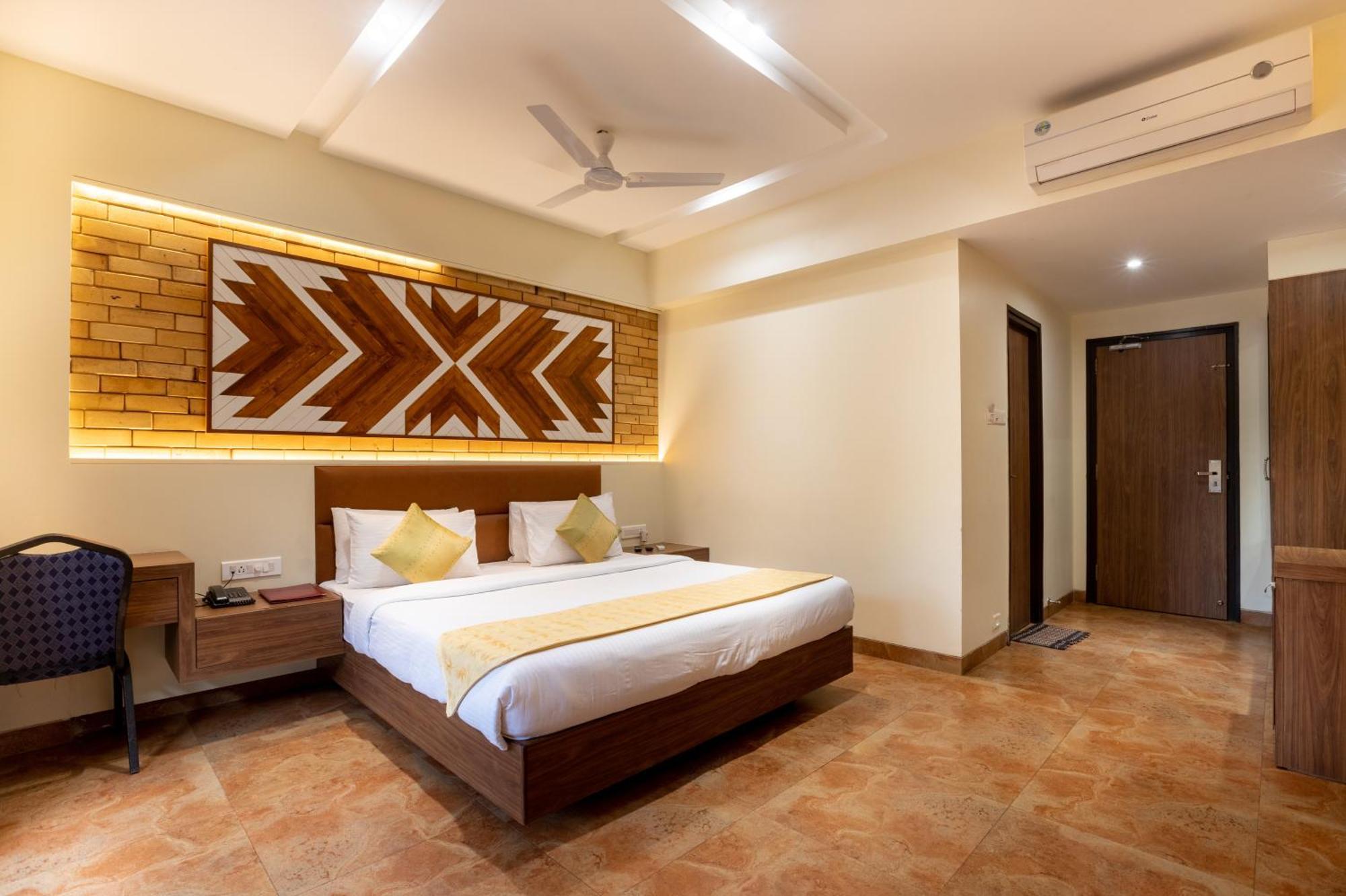 Zaras Resort Khandala Lonavala Exterior photo
