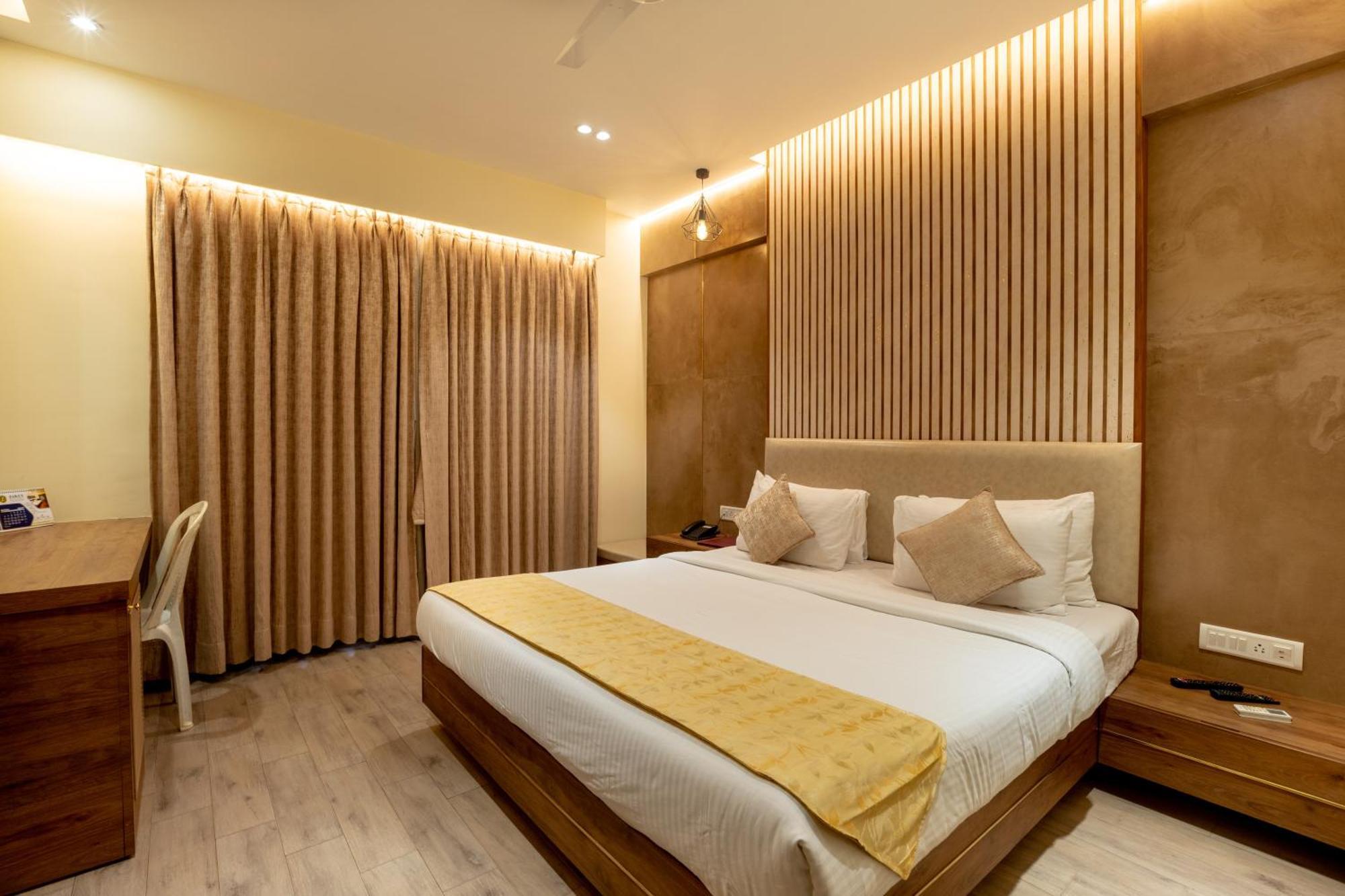 Zaras Resort Khandala Lonavala Exterior photo